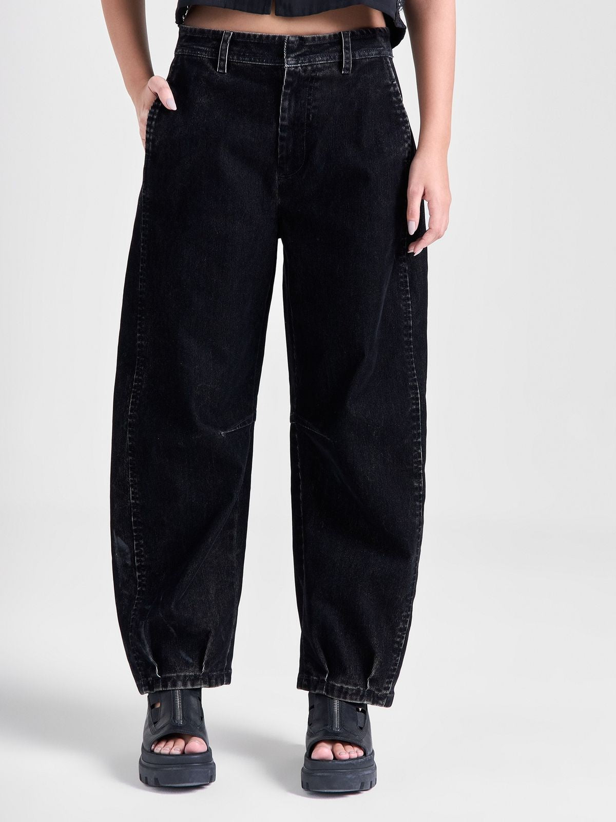 Pantalón Mujer Americanino Barrel Velvet