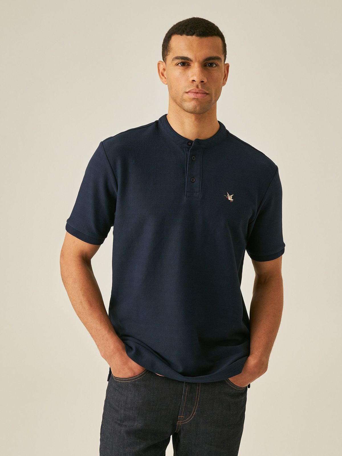 Polo Hombre Chevignon Striped Cuello Neru Classic Fit