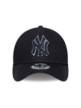 Gorra New Era New York Yankees Team Outline Trucker 9FORTY