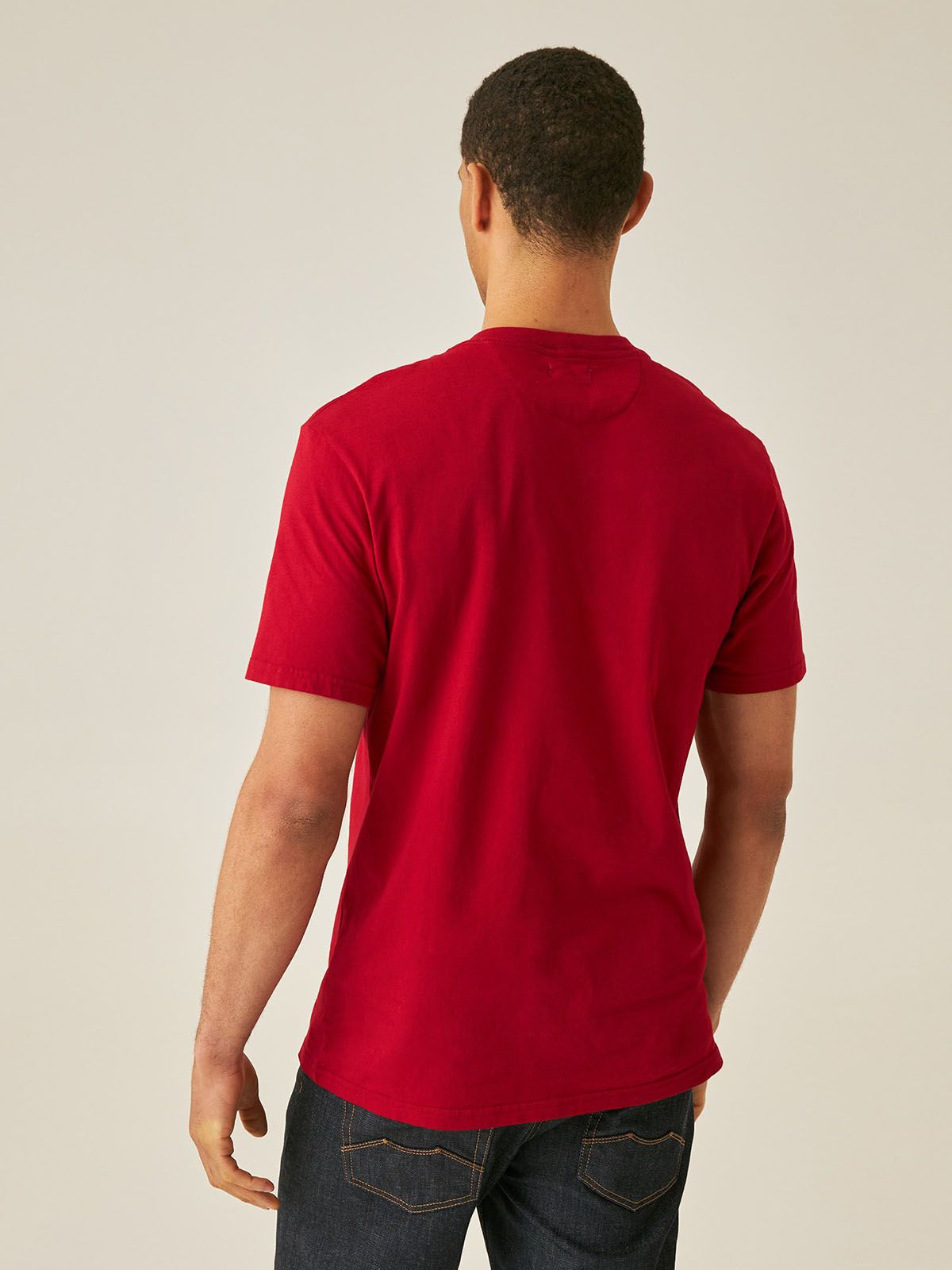 Camiseta Hombre Chevignon Básica Slim
