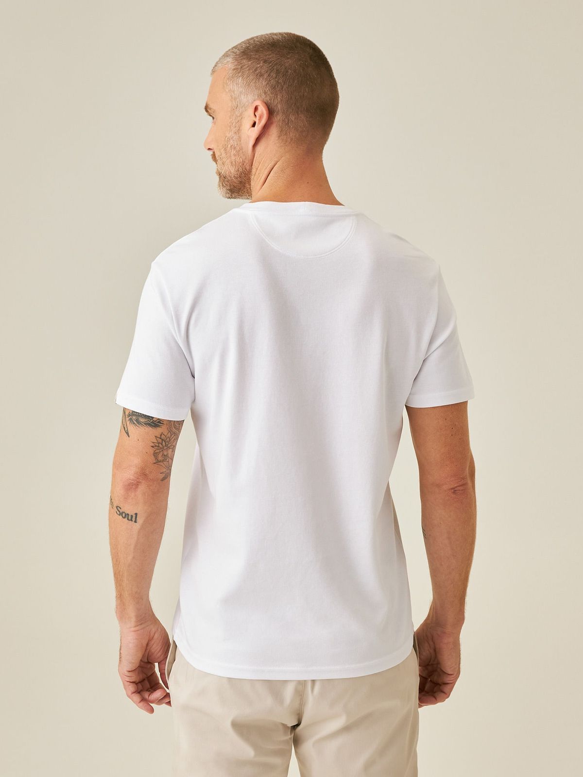 Camiseta Hombre Chevignon Graphic Slim Fit