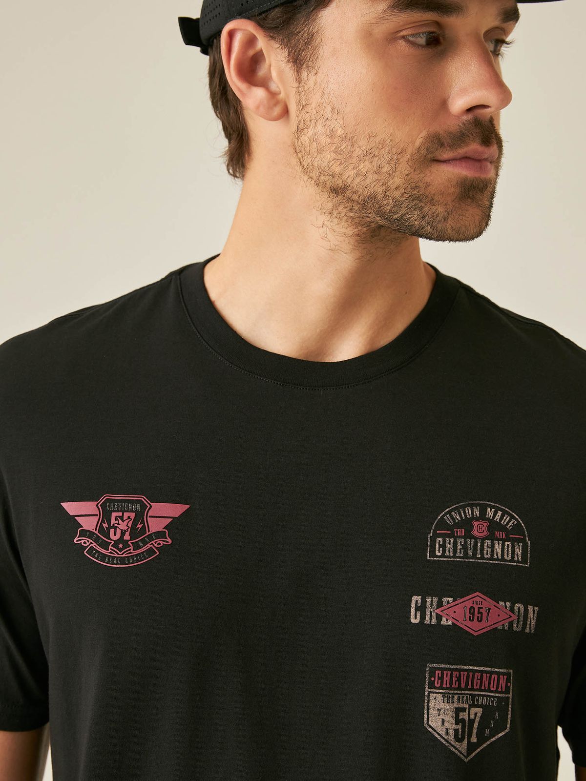 Camiseta Hombre Chevignon Stamp Graphic
