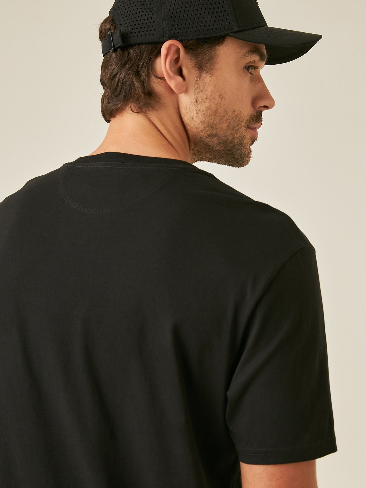 Camiseta Hombre Chevignon Stamp Graphic