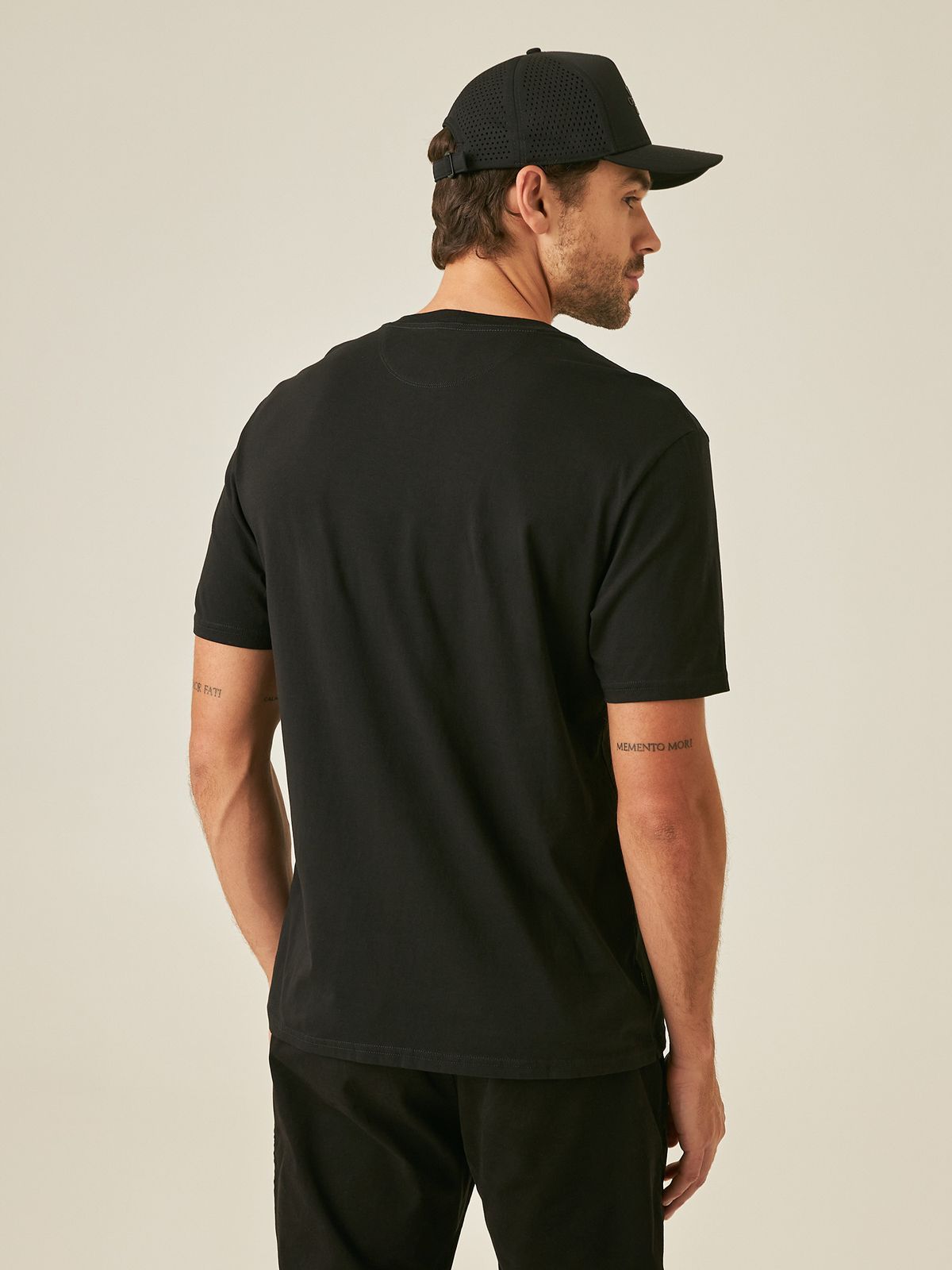 Camiseta Hombre Chevignon Stamp Graphic