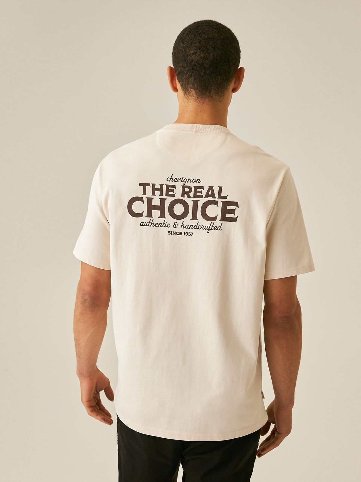 Camiseta Hombre Chevignon Authentic Graphic