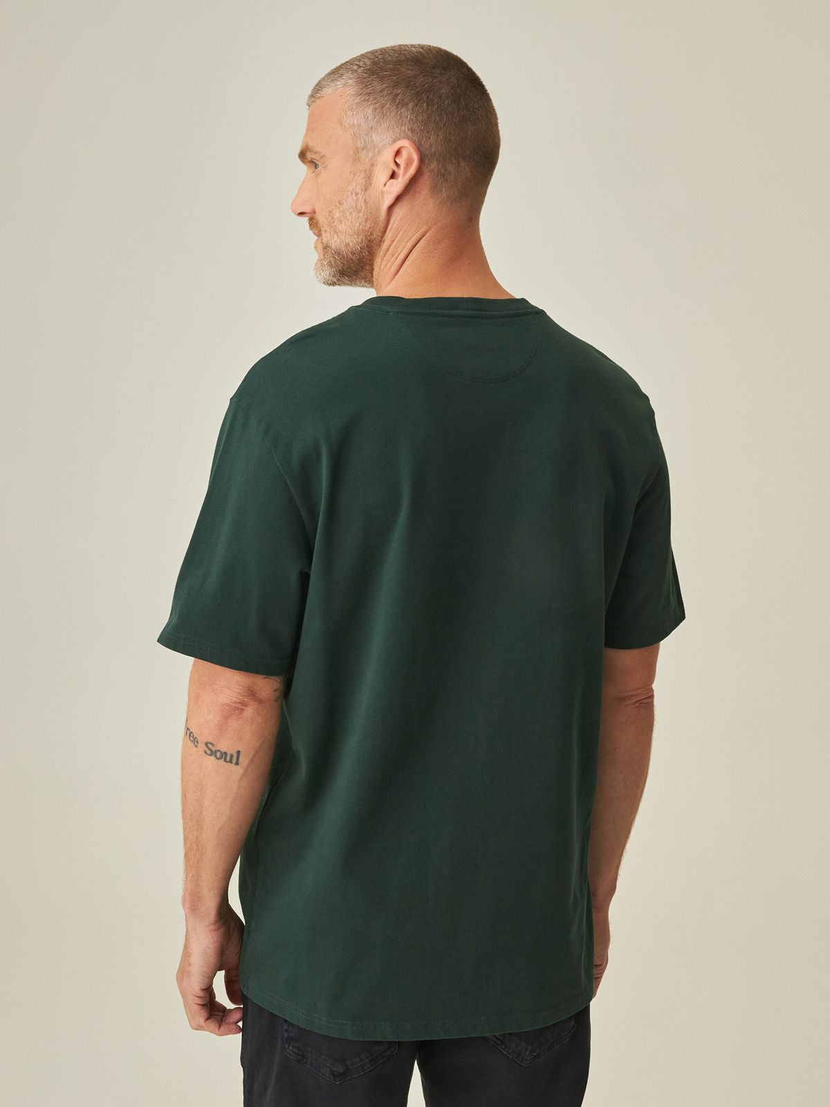Camiseta Hombre Chevignon Mountain Graphic