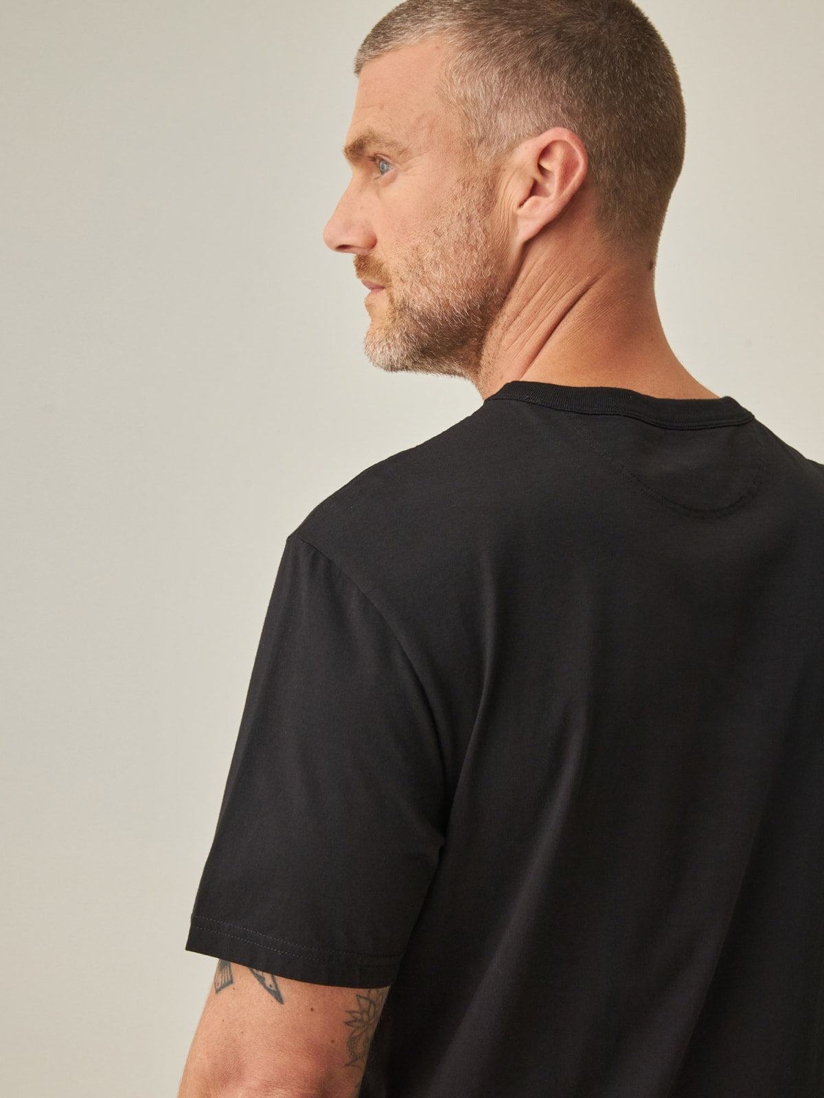 Camiseta Hombre Chevignon Graphic