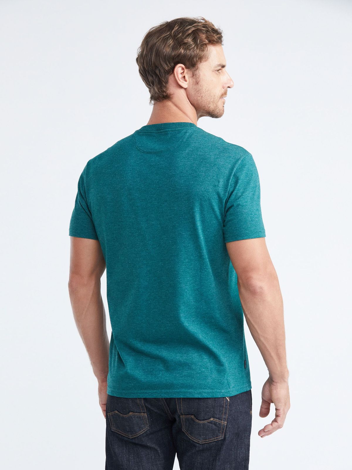 Camiseta Hombre Chevignon Básica Slim