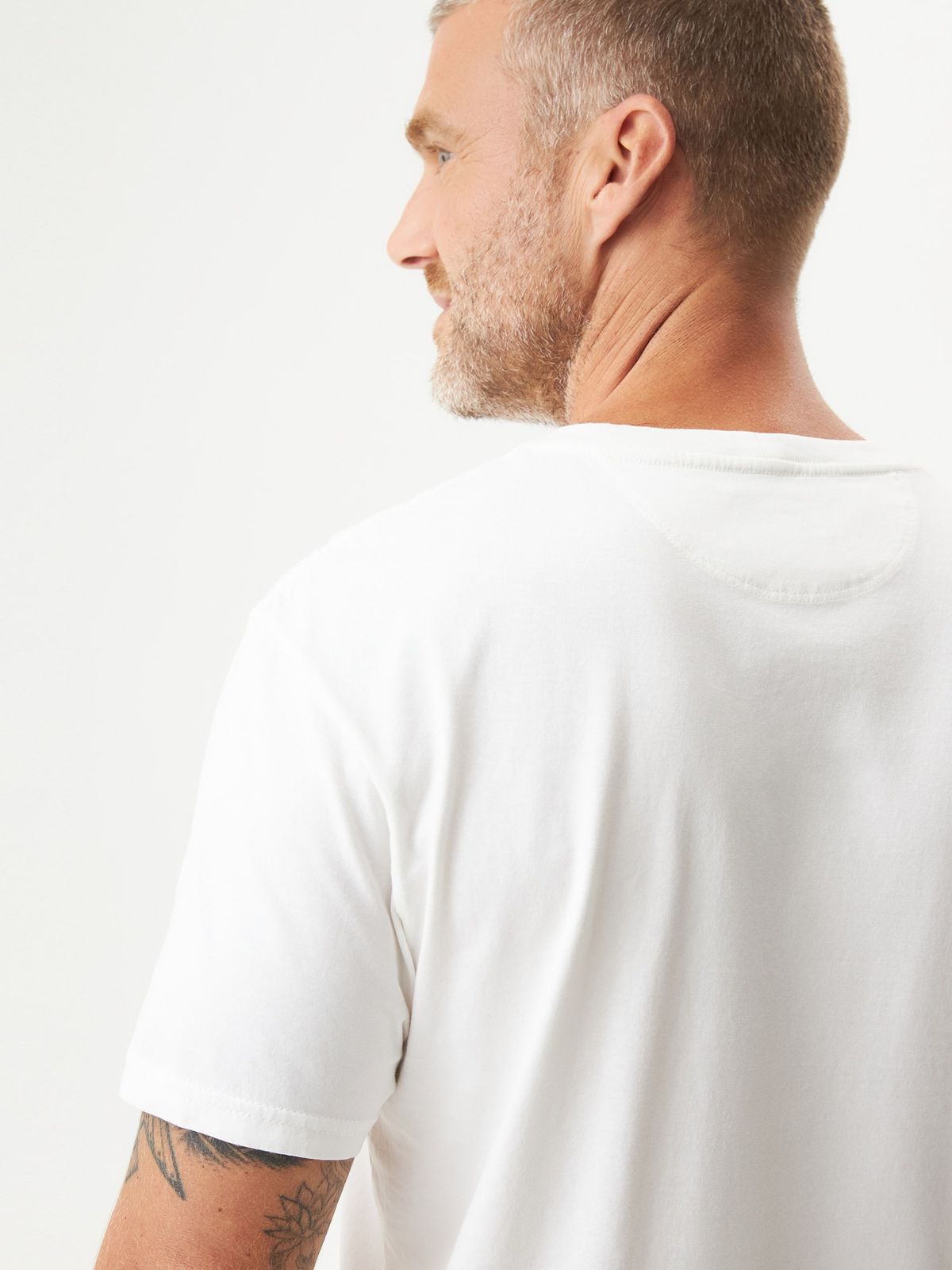 Camiseta Hombre Chevignon Graphic