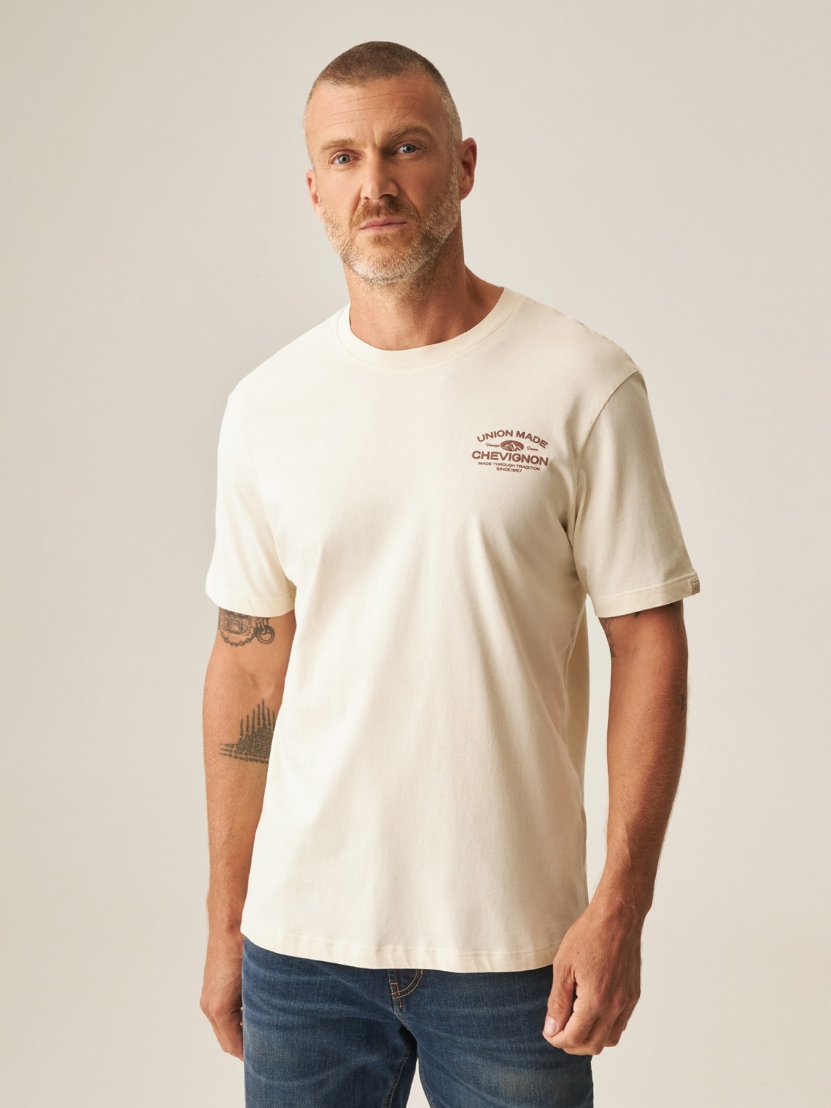 Camiseta Hombre Chevignon Graphic