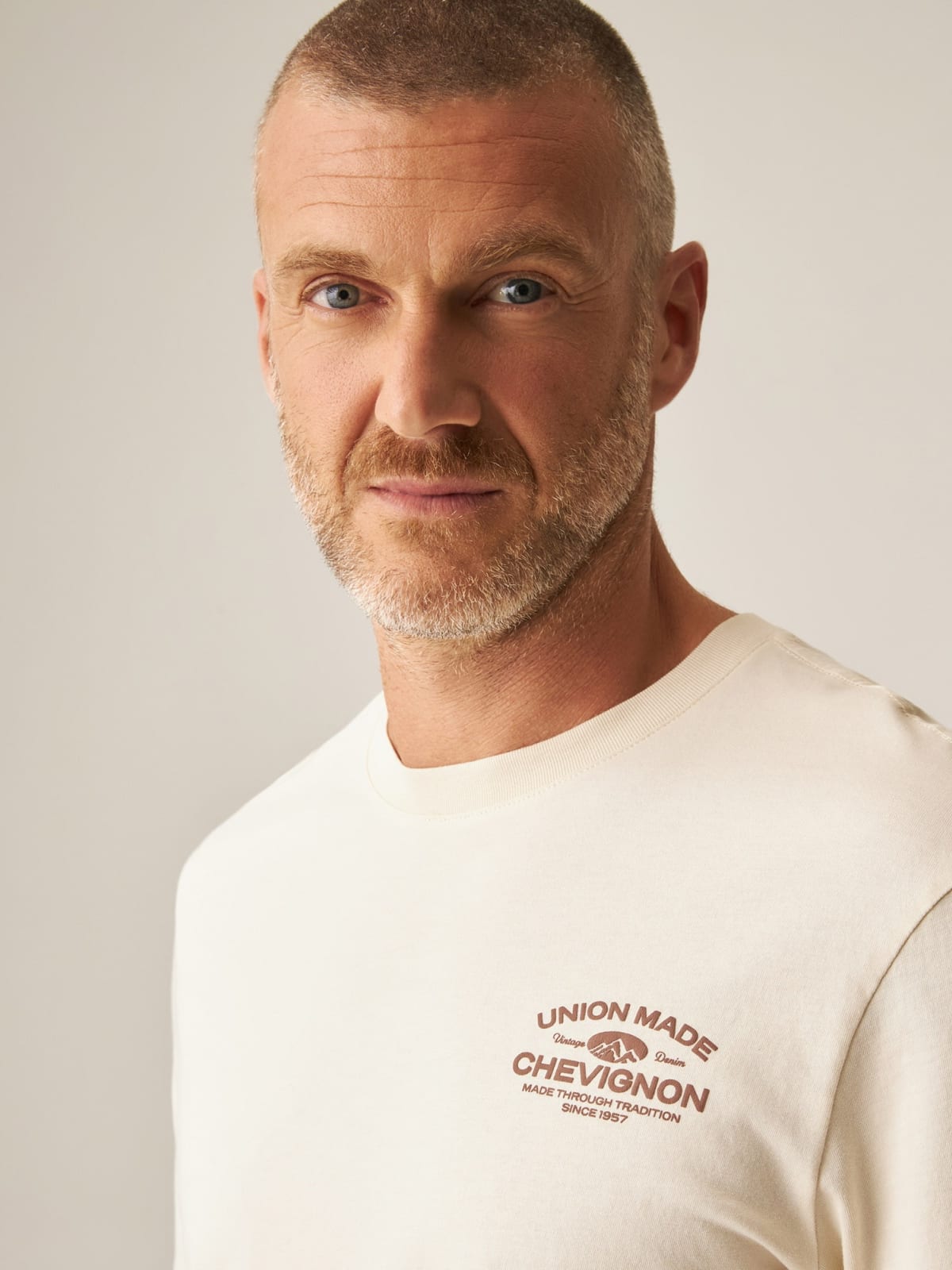 Camiseta Hombre Chevignon Graphic