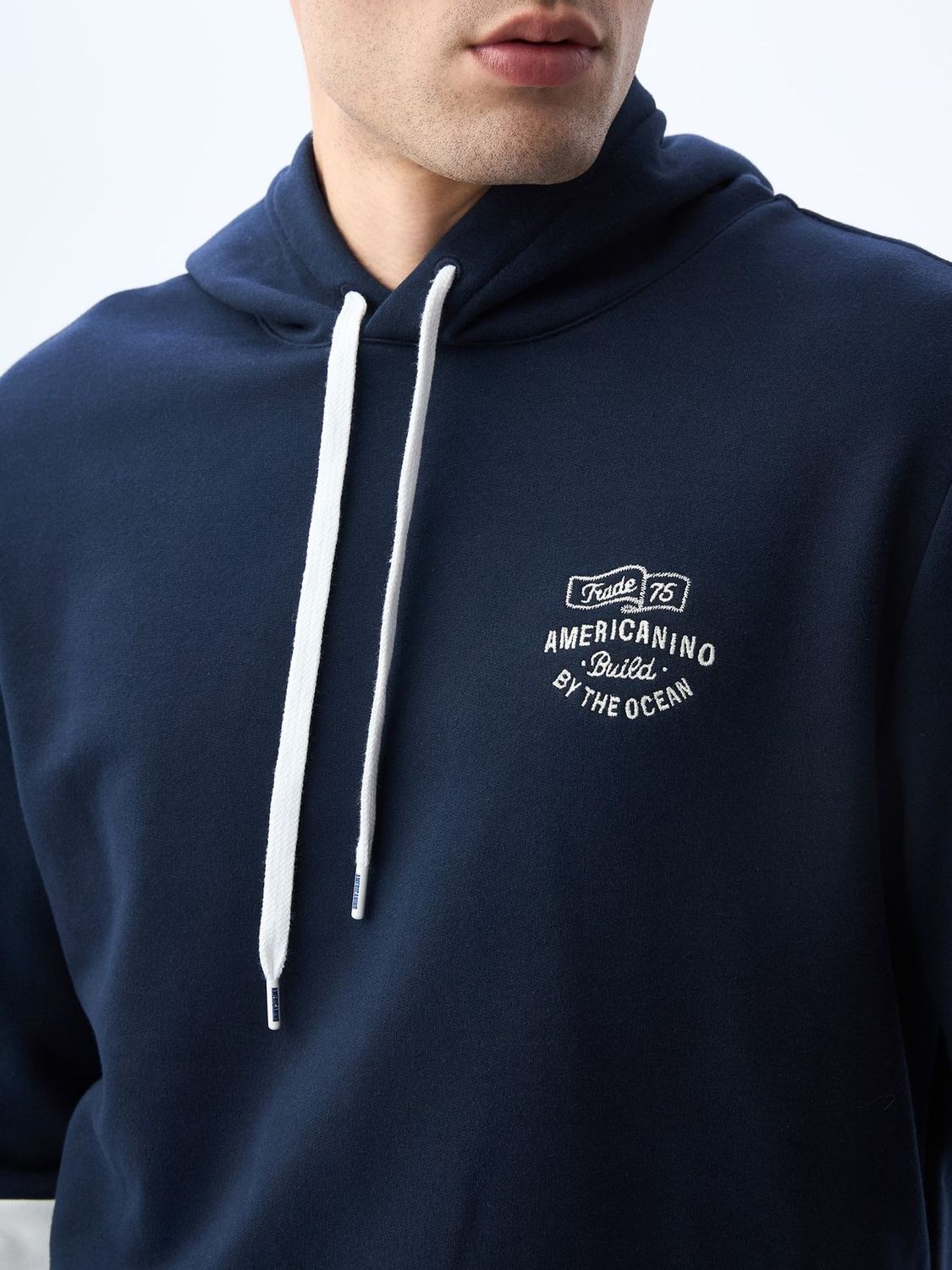 Buzo Hombre Americanino Con Capucha